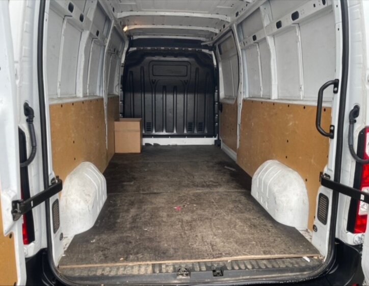 Renault Master Skříň 2,3 l 100 kw