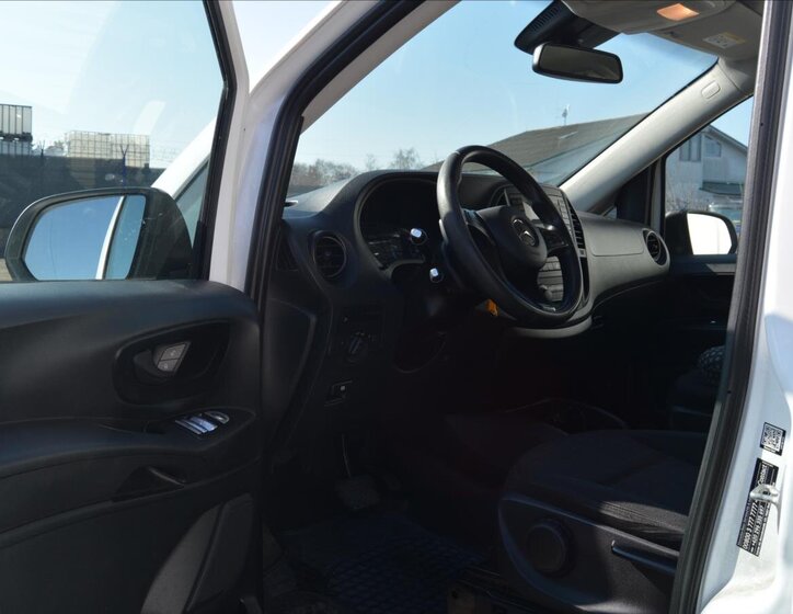 Mercedes-Benz Vito Kombi 2,1 l 140 kw