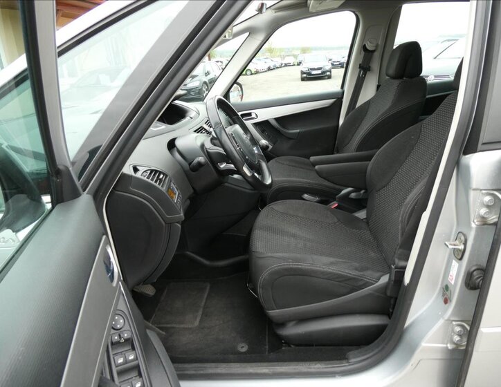 Citroën C4 Picasso 11