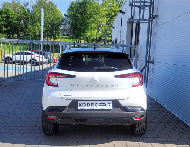 Mitsubishi ASX SUV / Terénní 1,3 l 103 kw