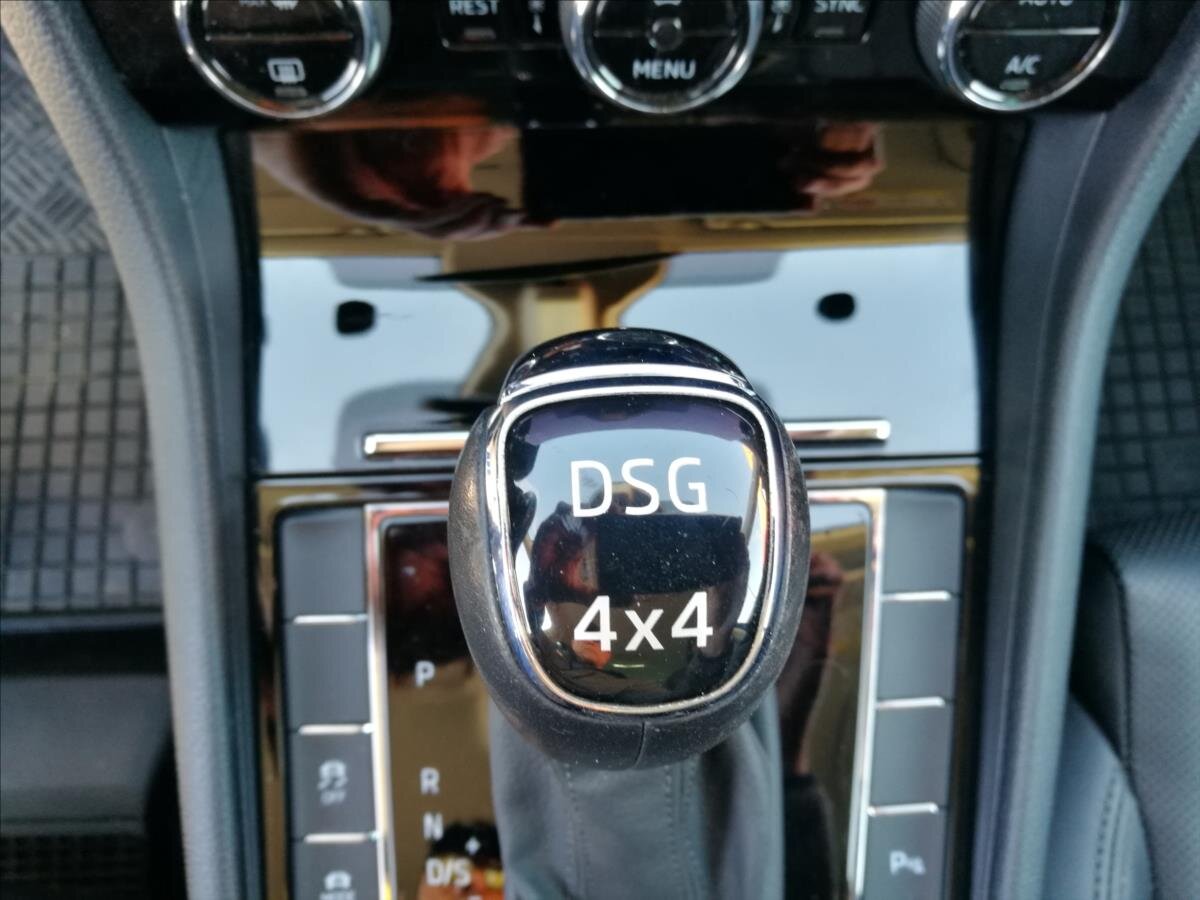 Škoda Superb Kombi 2,0 l 140 kw