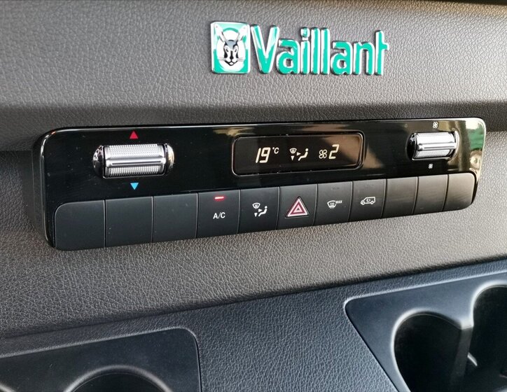 Mercedes-Benz Sprinter Valník 3,0 l 140 kw