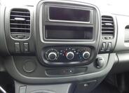 Renault Trafic 15