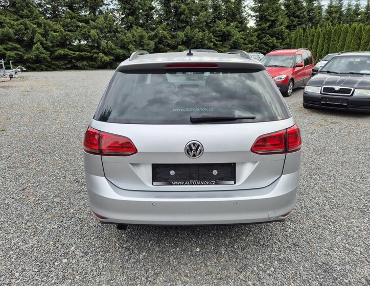 Volkswagen Golf Kombi 1,6 l 81 kw