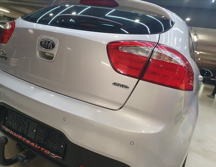 KIA Rio Hatchback 1,4 l 66 kw