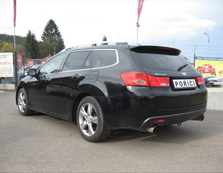 Honda Accord Kombi 2,4 l 148 kw
