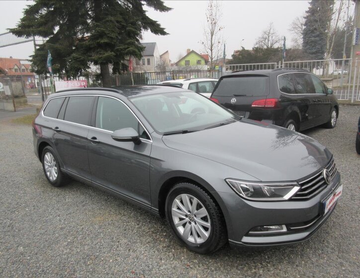 Volkswagen Passat Kombi 2,0 l 110 kw