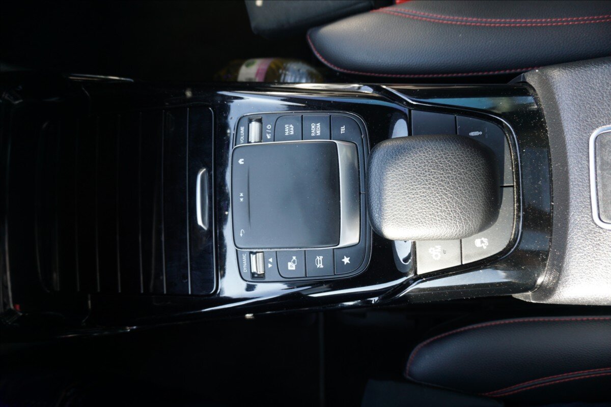 Mercedes-Benz CLA Kupé 2,0 l 225 kw