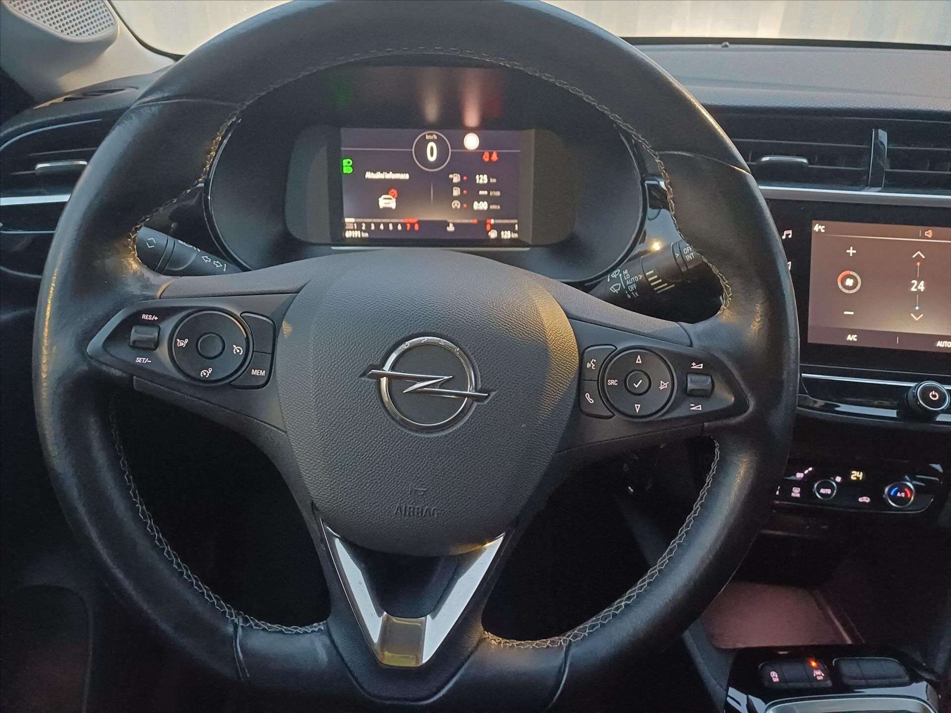 Opel Corsa Hatchback 1,2 l 74 kw