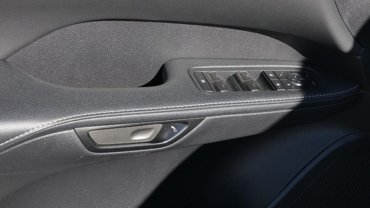 Lexus RX 350h SUV / Terénní 2,5 l 140 kw