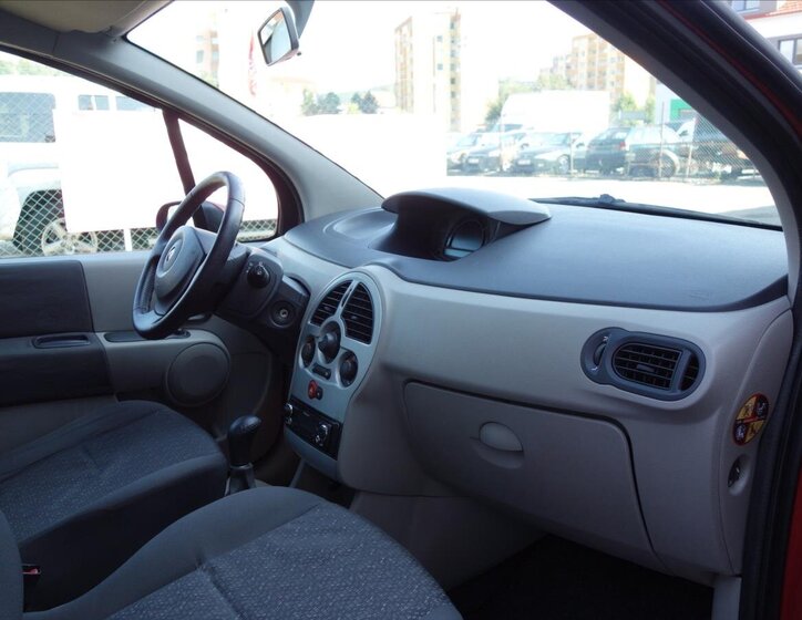 Renault Modus Hatchback 1,5 l 60 kw