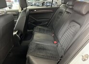 Volkswagen Passat Sedan / Limuzína 2,0 l 176 kw