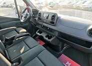 Mercedes-Benz Sprinter 8