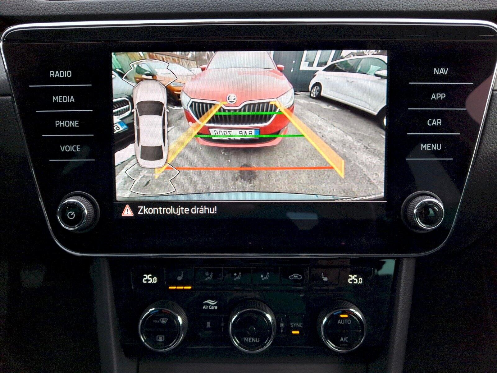 Škoda Superb Liftback 1,5 l 110 kw