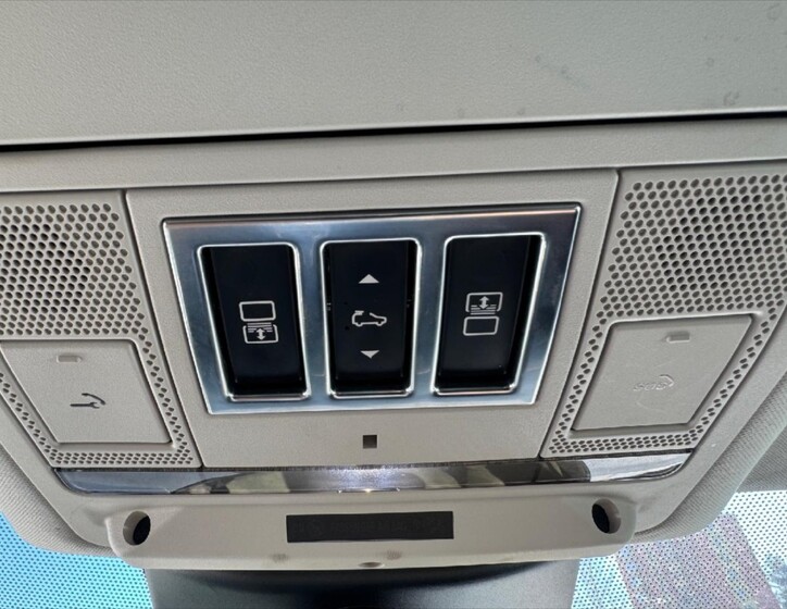 Land Rover Discovery 20