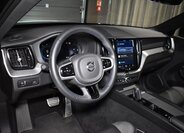 Volvo XC60 SUV / Terénní 2,0 l 145 kw