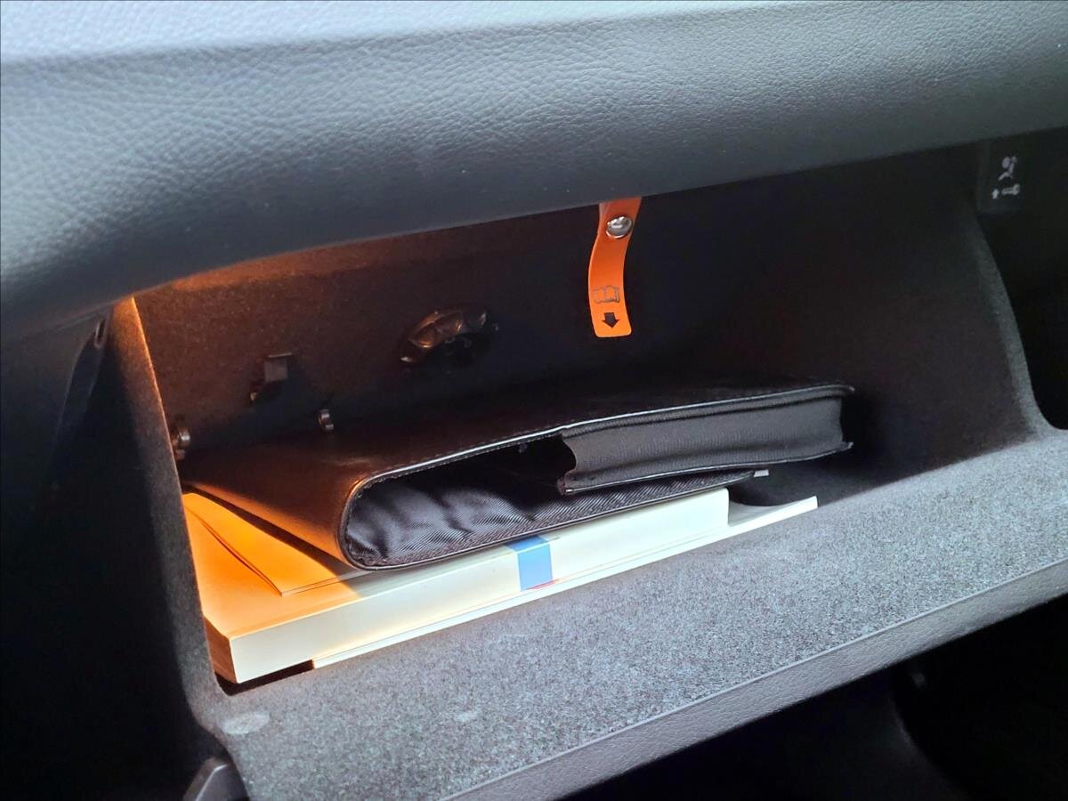 Volkswagen Passat Kombi 1,4 l 90 kw