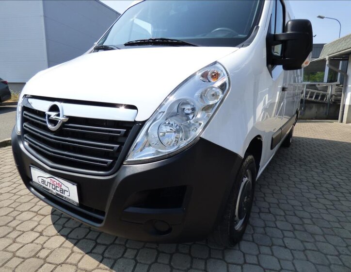 Opel Movano 40