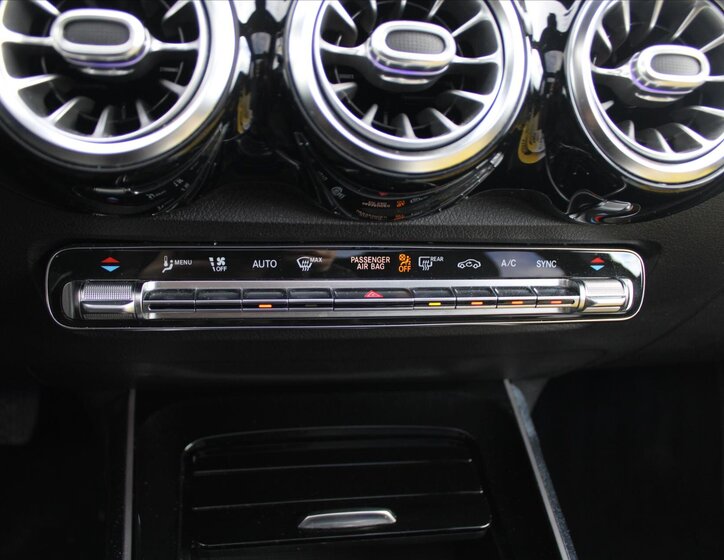 Mercedes-Benz GLB SUV 2,0 l 165 kw