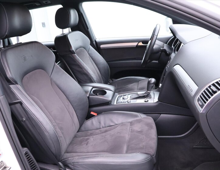 Audi Q7 SUV 3,0 l 176 kw