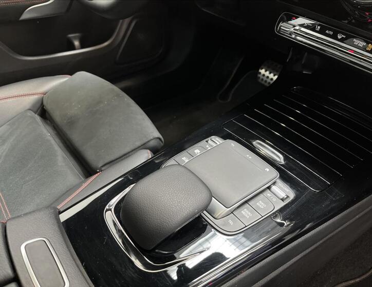 Mercedes-Benz CLA 19