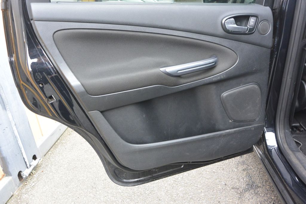 Ford S-MAX MPV 2,2 l 147 kw