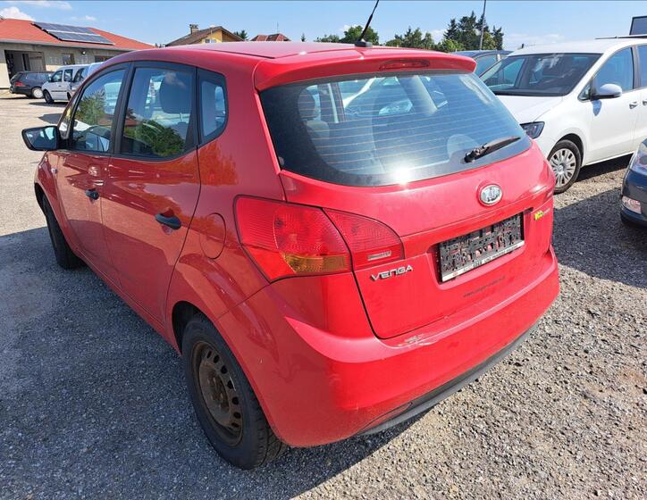 KIA Venga 6