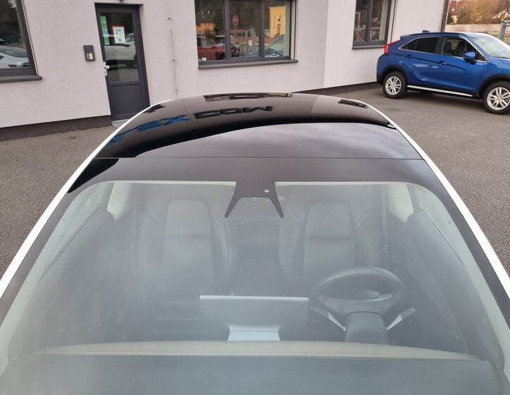 Tesla Model 3 Sedan / Limuzína 0,0 355 kw