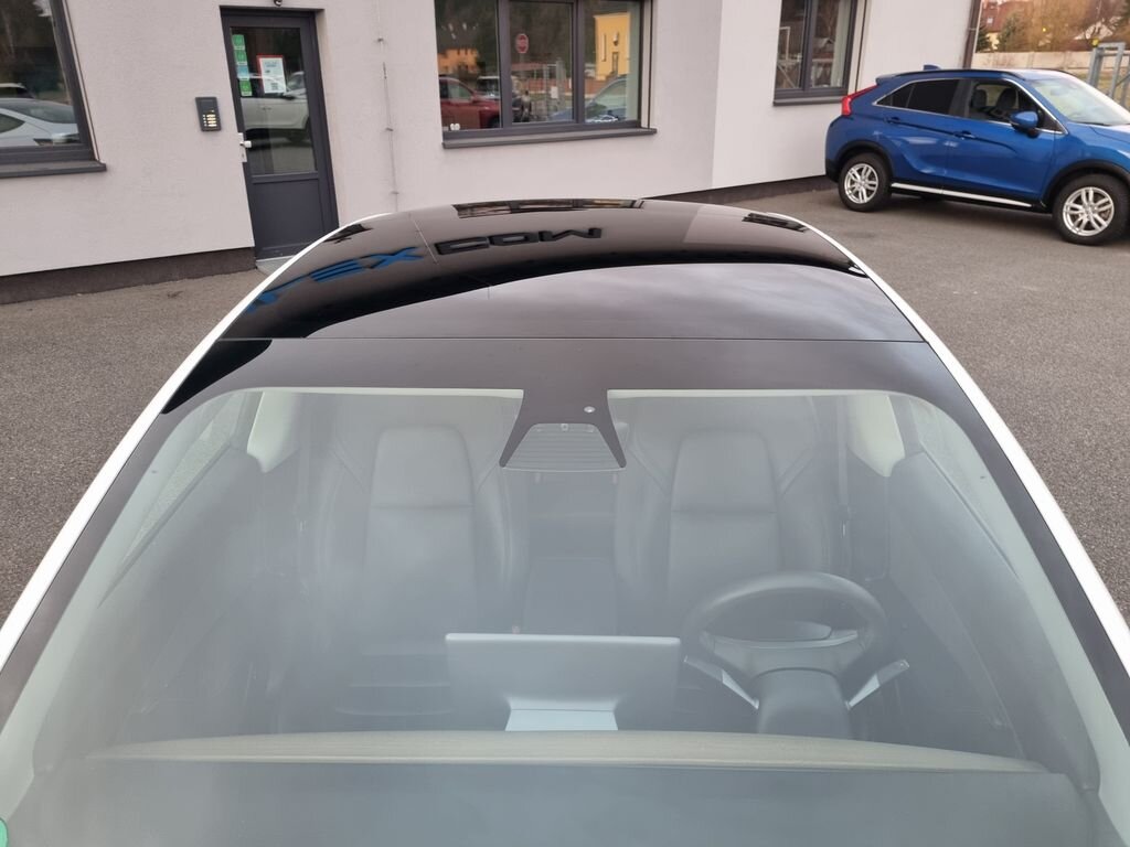 Tesla Model 3 Sedan / Limuzína 0,0 355 kw