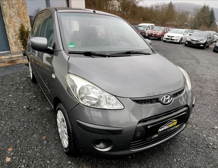 Hyundai i10 Hatchback 1,1 l 49 kw