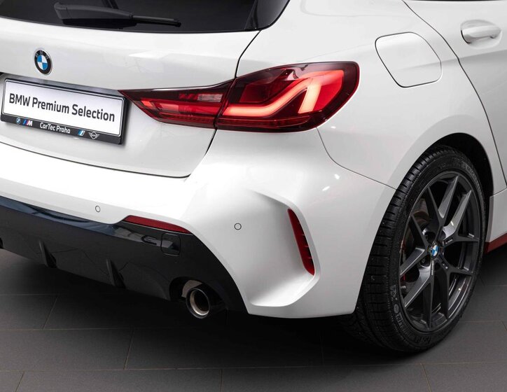 BMW Řada 1 Hatchback 2,0 l 195 kw