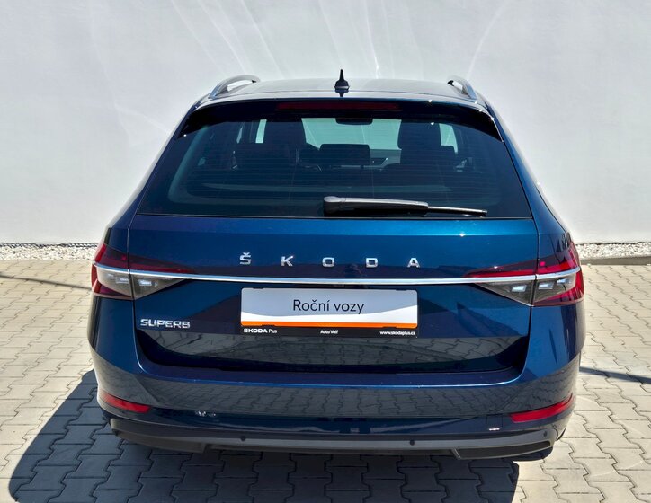 Škoda Superb 10