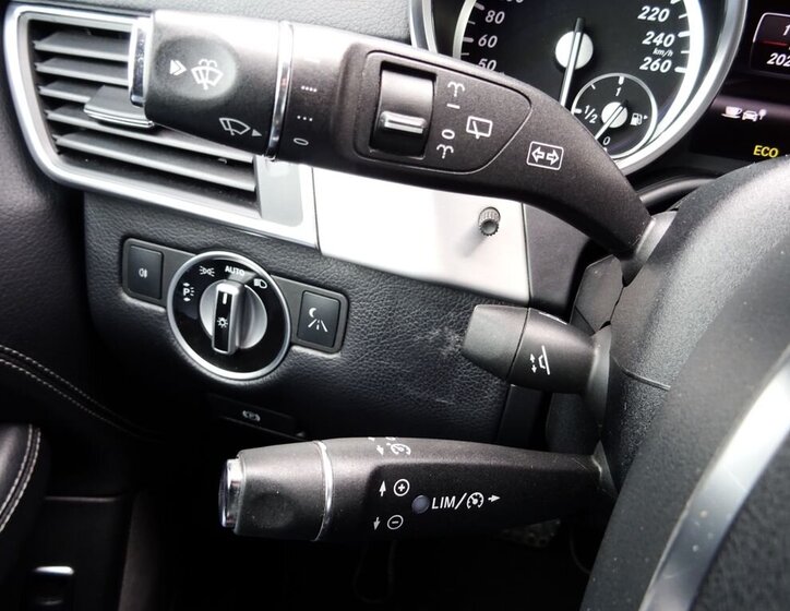 Mercedes-Benz Třídy M SUV / Terénní 3,0 l 190 kw