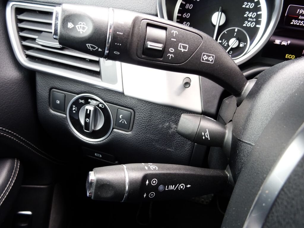 Mercedes-Benz Třídy M SUV / Terénní 3,0 l 190 kw