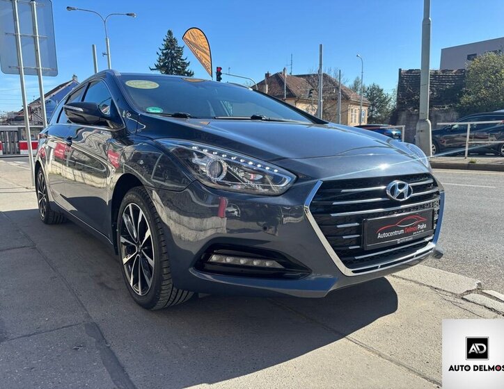 Hyundai i40 Kombi 2,0 l 121 kw