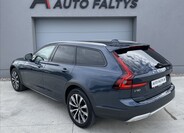 Volvo V90 5