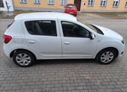 Dacia Sandero 15