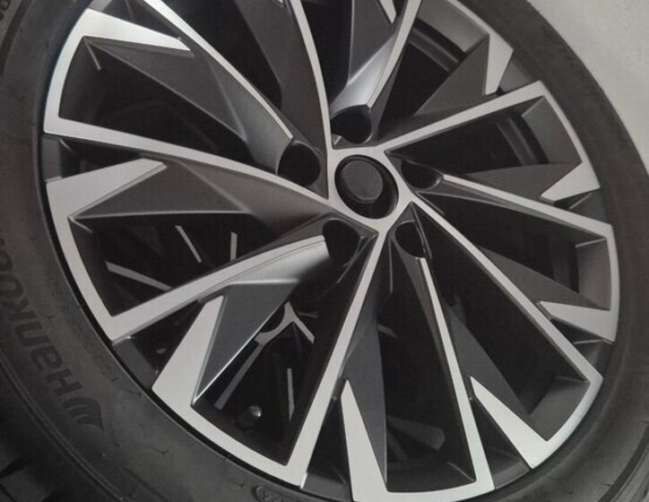 Škoda Karoq SUV 0,0 110 kw