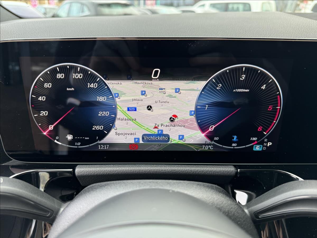 Mercedes-Benz GLA SUV / Terénní 2,0 l 110 kw