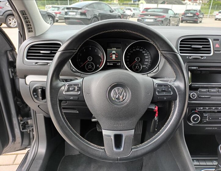 Volkswagen Golf Hatchback 1,2 l 63 kw