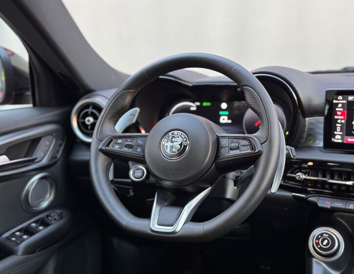 Alfa Romeo Tonale 21