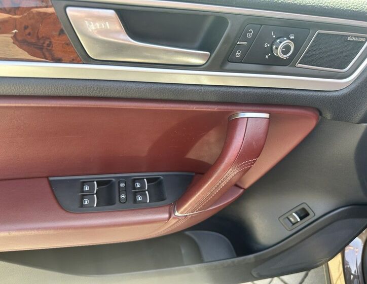 Volkswagen Touareg 24