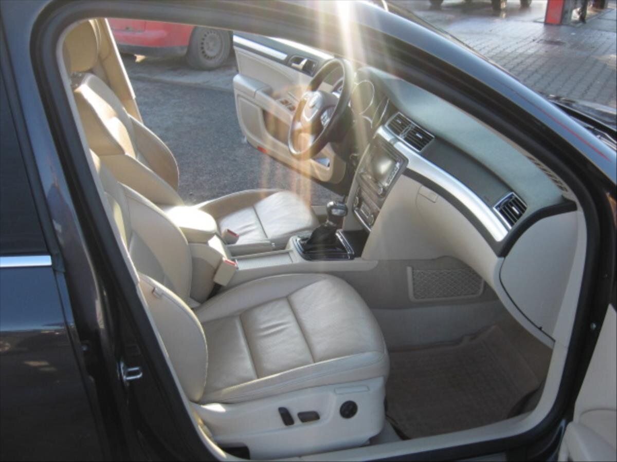 Škoda Superb Kombi 2,0 l 125 kw