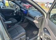 Toyota Yaris Cross 12