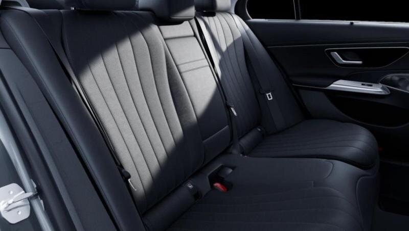 Mercedes-Benz Třídy E Sedan 3,0 l 270 kw