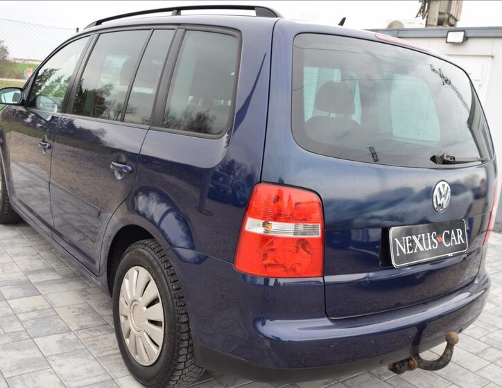 Volkswagen Touran Kombi 1,4 l 103 kw
