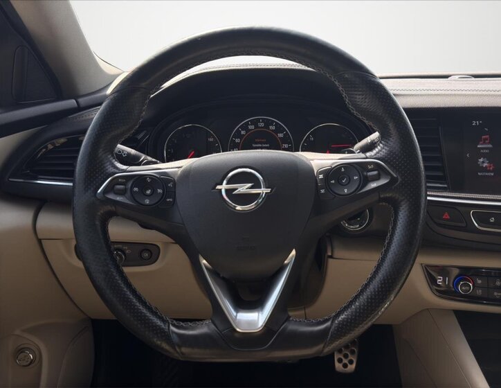 Opel Insignia Kombi 2,0 l 154 kw