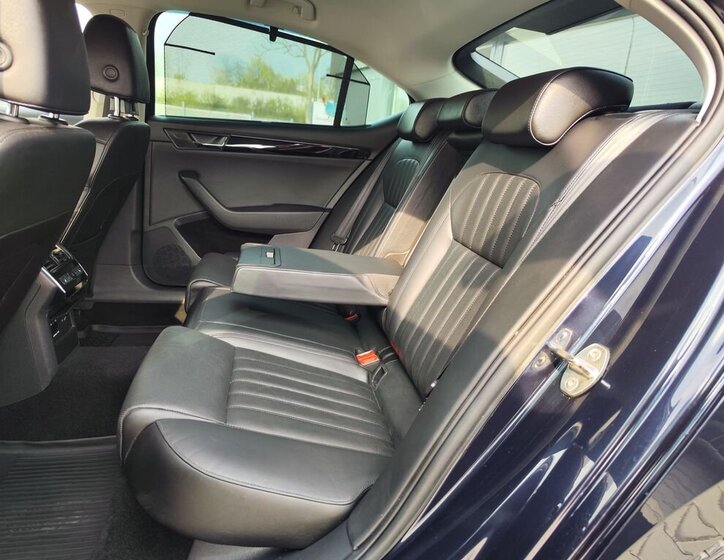 Škoda Superb Sedan / Limuzína 2,0 l 110 kw