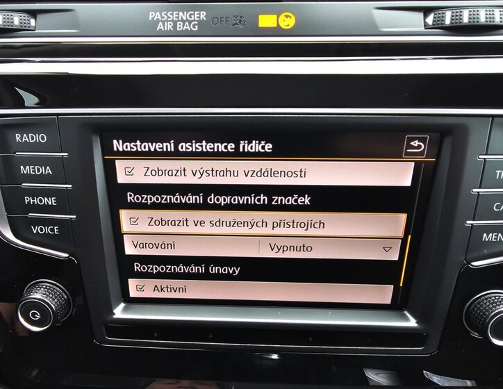 Volkswagen Touran Kombi 1,4 l 110 kw