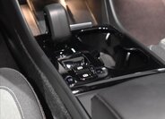 Volvo XC40 SUV 2,0 l 120 kw